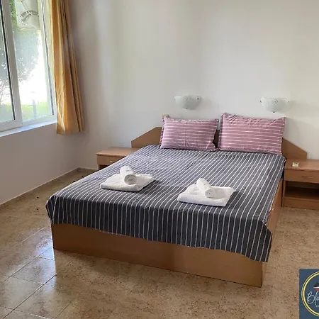 아파트 1 Bed Apt, Close To 라브다